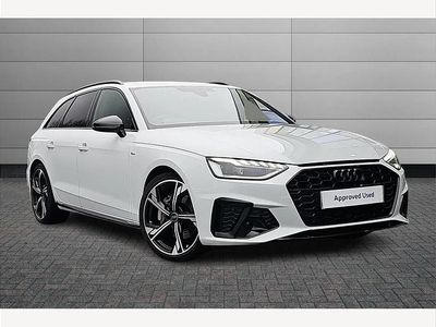 Used Audi A4 Black Edition 204 HP (150 kW) 2024 White Estate