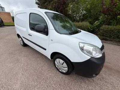 Gebraucht Renault Kangoo Business 90 PS (66 kW) 2017 Weiß Van / Kleinbus