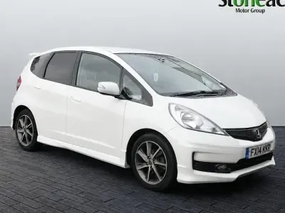 Used Honda Jazz SI 99 HP (72 kW) 2015 White Hatchback