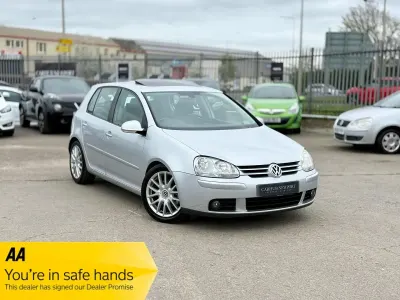 Usado VW Golf IV GT 2005 Prateado Citadino