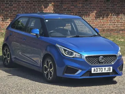 Used MG MG3 Exclusive 106 HP (77 kW) 2020 Blue Hatchback