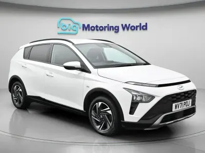 Używany Hyundai Bayon SE 100 KM (73 kW) 2021 Biały SUV