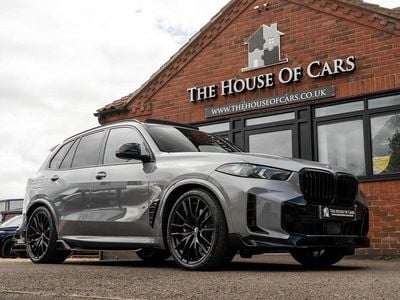 Begagnad BMW X5 M Sport 2025 Grå SUV