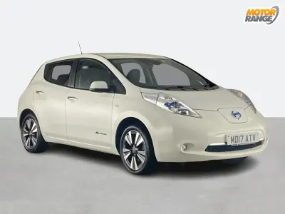 Begagnad Nissan Leaf Tekna 80 kW (109 HK) 2017 Vit Halvkombi