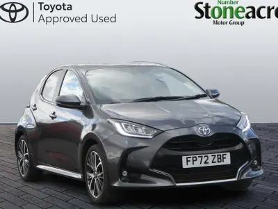 Second-hand Toyota Yaris Hybrid 116 CP (85 kW) 2022
