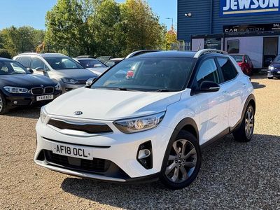 White Used 2018 Kia Stonic First Edition SUV | £7,999 (A bit pricey)