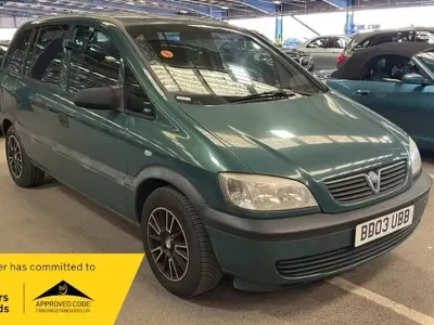 Begagnad Vauxhall Zafira Club 101 HK (74 kW) 2003 Grön Minibuss