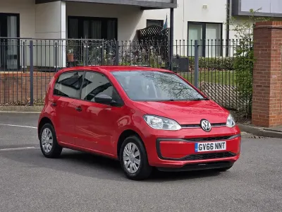 Used VW up! take up! 60 HP (44 kW) 2017 Red Hatchback
