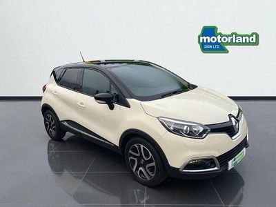 White Used 2017 Renault Captur Dynamique SUV | £7,999 (Fair price)