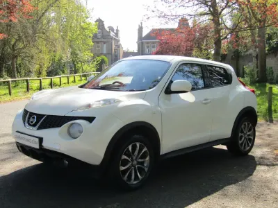 Używany Nissan Juke Tekna 110 KM (80 kW) 2013 Biały SUV