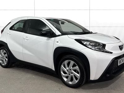 Usado Toyota Aygo X PURE 72 HP (52 kW) 2024 Branco SUV