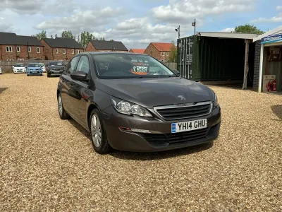 Begagnad Peugeot 308 Active 115 HK (84 kW) 2014 Grå Halvkombi