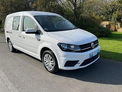 Used VW Caddy Maxi 102 HP (75 kW) 2020 White MPV