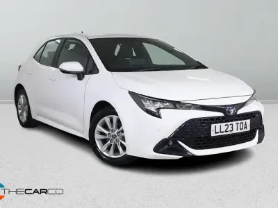 Used Toyota Corolla 140 HP (102 kW) 2026 Hatchback