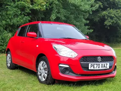 Used Suzuki Swift SZ3 88 HP (64 kW) 2020 Red Hatchback