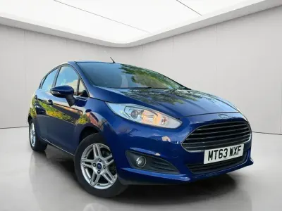 Used Ford Fiesta Zetec 2013 Blue Hatchback