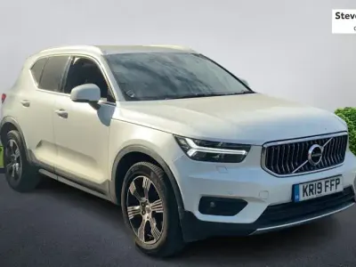 Used Volvo XC40 Inscription 150 HP (110 kW) 2019 White SUV