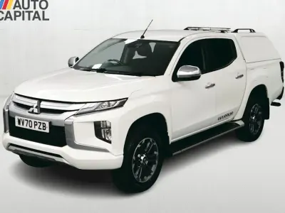 Used Mitsubishi L200 Warrior 150 HP (110 kW) 2020 White Pickup