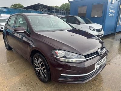Black Used 2017 VW Golf VII SE Hatchback | £11,795 (Fair price)