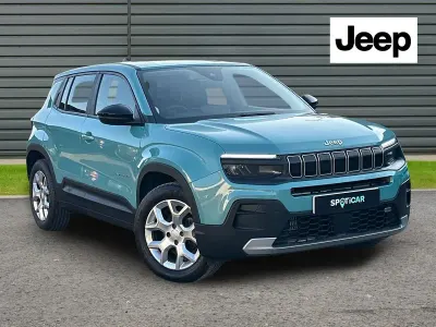 Begagnad Jeep Avenger Altitude 100 HK (73 kW) 2024 Blå SUV