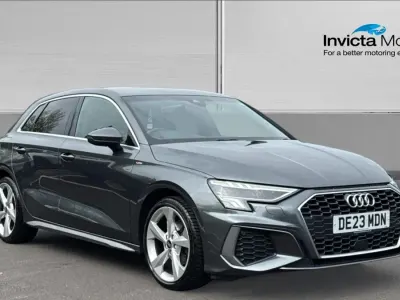 Usado Audi A3 S-Line 110 CV (80 kW) 2023 Gris Berlina