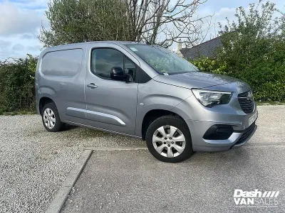 Used Vauxhall Combo 100 HP (73 kW) 2023 Grey MPV