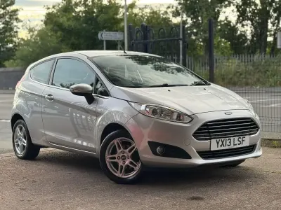 Used Ford Fiesta Zetec 2013 Silver Hatchback