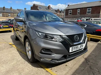 Used Nissan Qashqai Acenta Premium 2019 Grey SUV