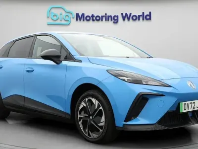 Used MG MG4 EV SE 319 kW (435 HP) 2022 Blue Hatchback
