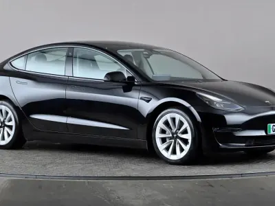 Używany Tesla Model 3 Long Range AWD 258 kW (351 KM) 2022 Czarny Sedan/Limuzyna