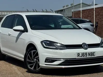 Used VW Golf VII Edition 116 HP (85 kW) 2020 White Hatchback