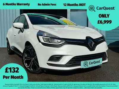 Used Renault Clio IV Dynamique 90 HP (66 kW) 2017 White Hatchback