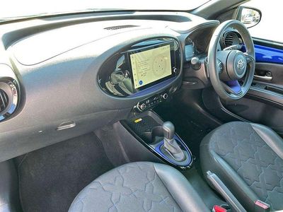 Used Toyota Aygo X 72 HP (52 kW) 2024 Blue SUV