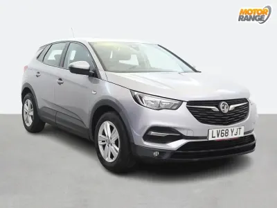 Used Vauxhall Grandland X S 130 HP (95 kW) 2019 Grey SUV