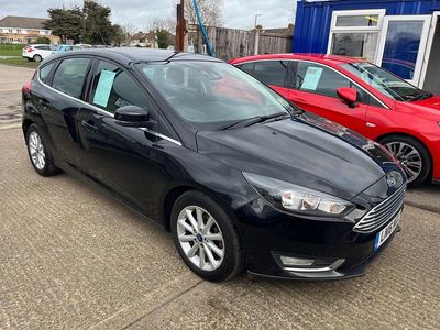Used Ford Focus Titanium 120 HP (88 kW) 2016 Black Hatchback