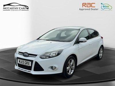 Used Ford Focus Zetec 125 HP (91 kW) 2013 White Hatchback