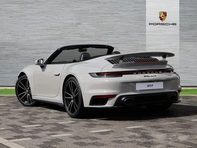 Porsche 911 Turbo S Cabriolet