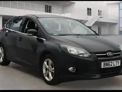 Gebraucht Ford Focus Zetec 2012 Schwarz Kleinwagen