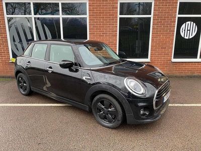 Black Used 2019 Mini Cooper Classic Hatchback | £9,400 (Good price)