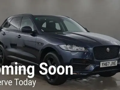 Begagnad Jaguar F-Pace R-Sport 180 HK (132 kW) 2017 Blå SUV
