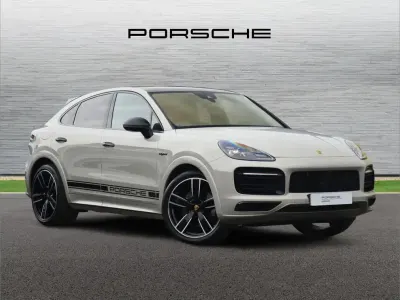 Used Porsche Cayenne E-Hybrid 456 HP (335 kW) 2023 Beige SUV