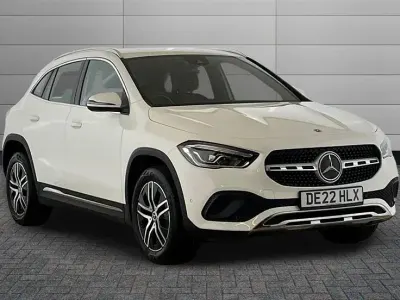 Used Mercedes GLA180 Executive 136 HP (100 kW) 2022 White SUV