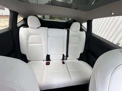 Used Tesla Model Y RWD 250 kW (340 HP) 2023 SUV