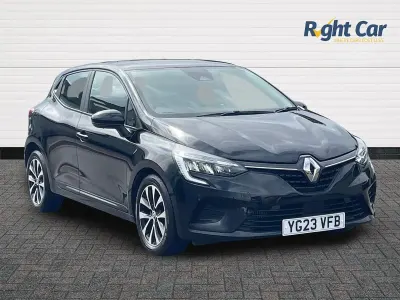 Used Renault Clio Evolution 90 HP (66 kW) 2023 Black  Hatchback