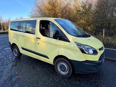 White Used 2015 Ford Transit Custom Estate | £1,999 (Expensive)