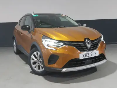 Used Renault Captur Iconic 155 HP (114 kW) 2020 Orange SUV