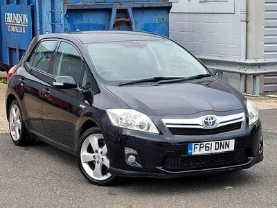 Toyota Auris Hybrid