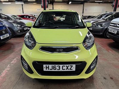 Used Kia Picanto 85 HP (62 kW) 2013 Green Hatchback