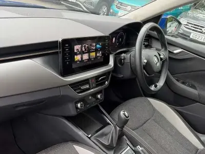 Käytetty Skoda Kamiq SE L Executive 110 HP (80 kW) 2023 Sininen Katumaasturi