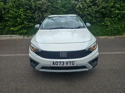 Used Fiat Tipo Cross 130 HP (95 kW) 2023 White Hatchback